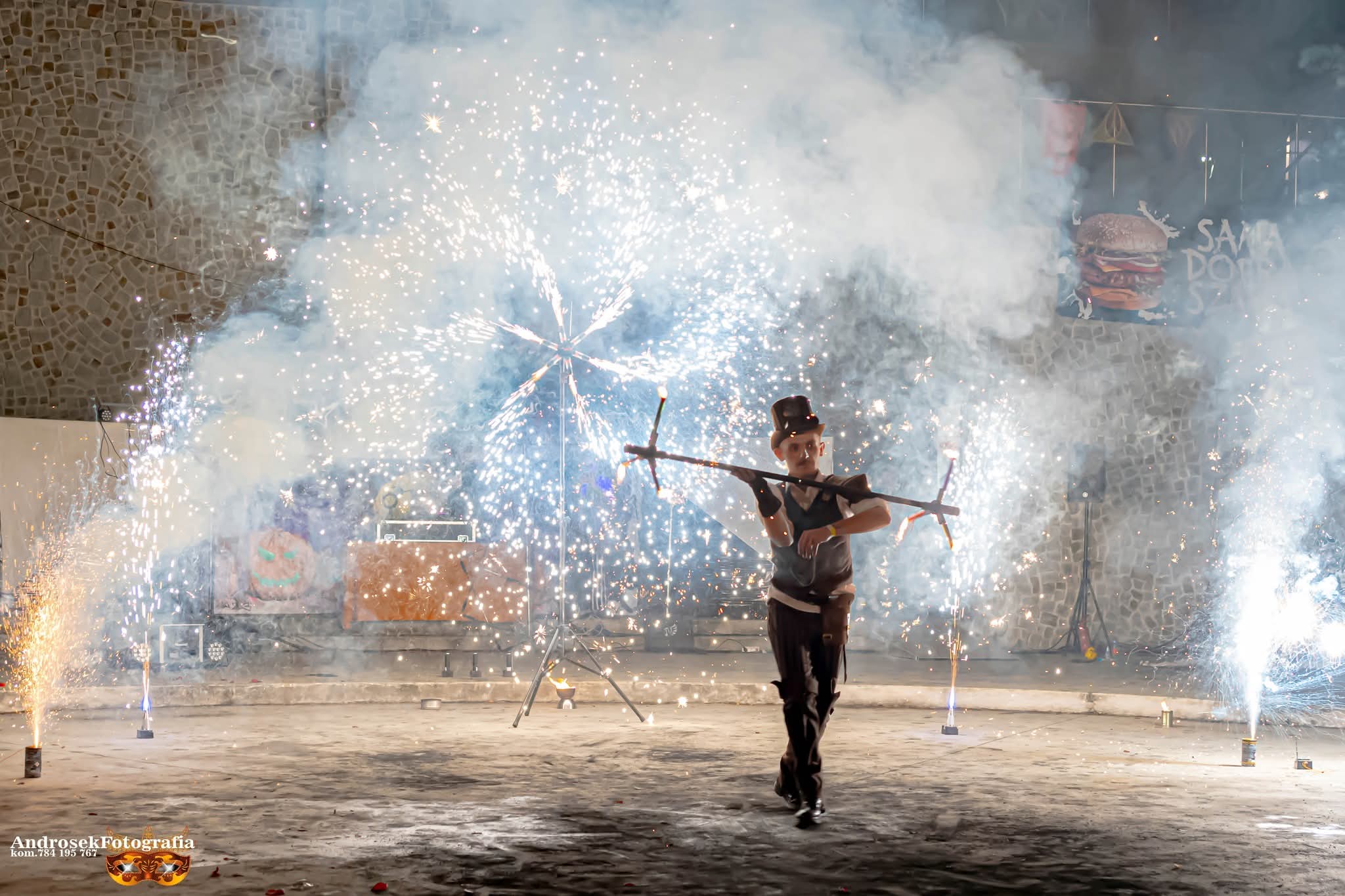 FIRESHOW (2)