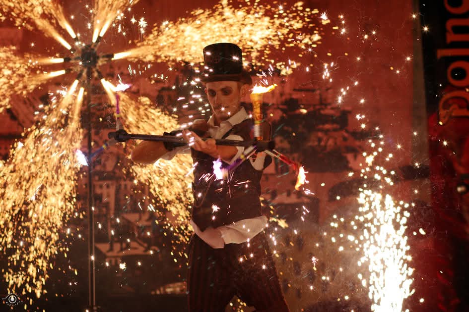 FIRESHOW (3)