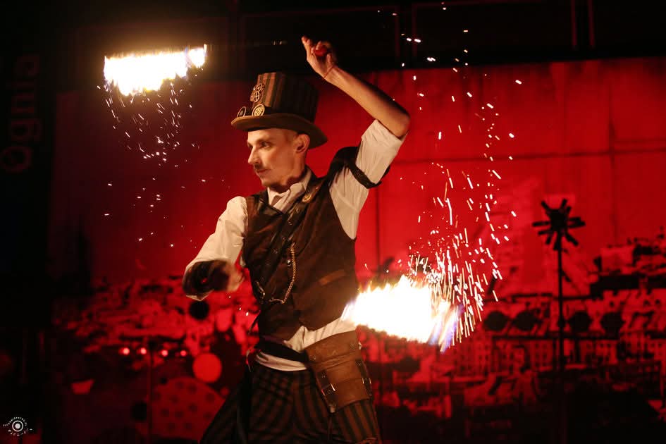 FIRESHOW (8)